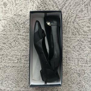 Black Tommy Hilfiger flats